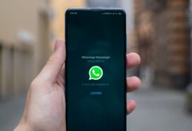 ¿Habrá una tercera palomita azul en WhatsApp?