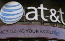 El aniversario AT&T-Nextel se ensombrece por un Donald Trump hostil