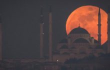 ¡SIGUE POR ACÁ EL ECLIPSE LUNAR MÁS LARGO DEL SIGLO TOTALMENTE EN VIVO!