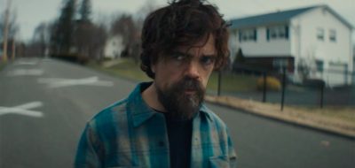 EL MISTERIOSO TRÁILER DE ‘I THINK WE’RE ALONE NOW’ CON PETER DINKLAGE