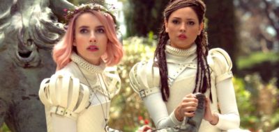 Eiza González y Emma Roberts comparten el tráiler de ‘Paradise Hills’