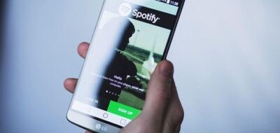 A un lado Siri, Spotify ya tiene su propio asistente por voz